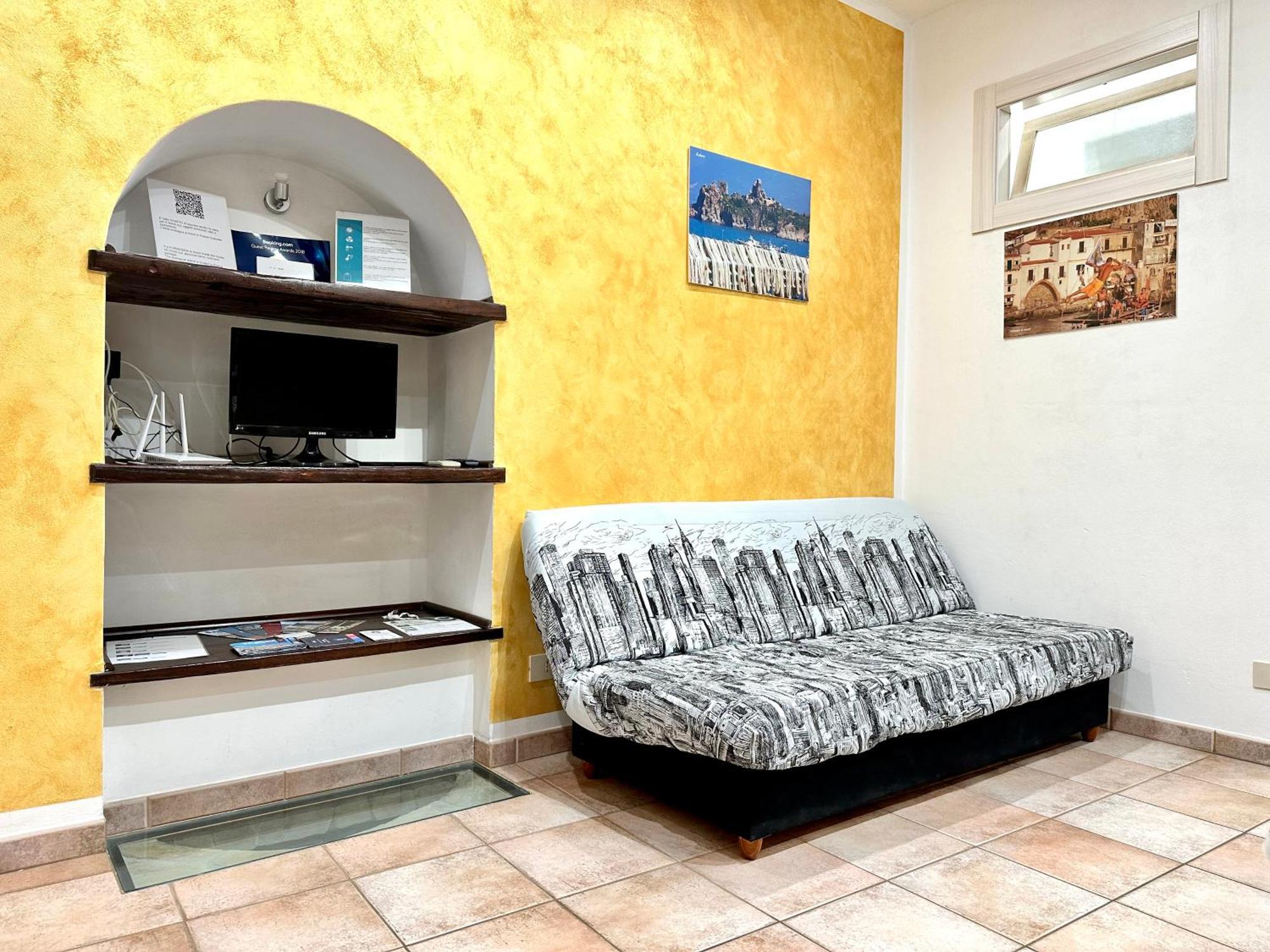 Apartamento Il Rifugio Del Marinaio By Housilia Cefalú Exterior foto